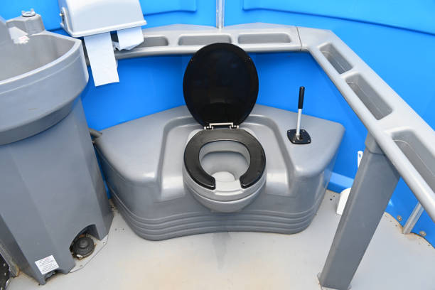 Best Portable restroom trailer rental  in Odenton, MD